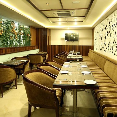 Solitaire Hotel Raipur  Luaran gambar
