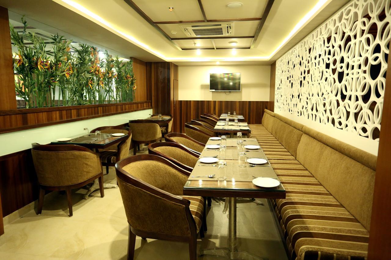 Solitaire Hotel Raipur  Luaran gambar
