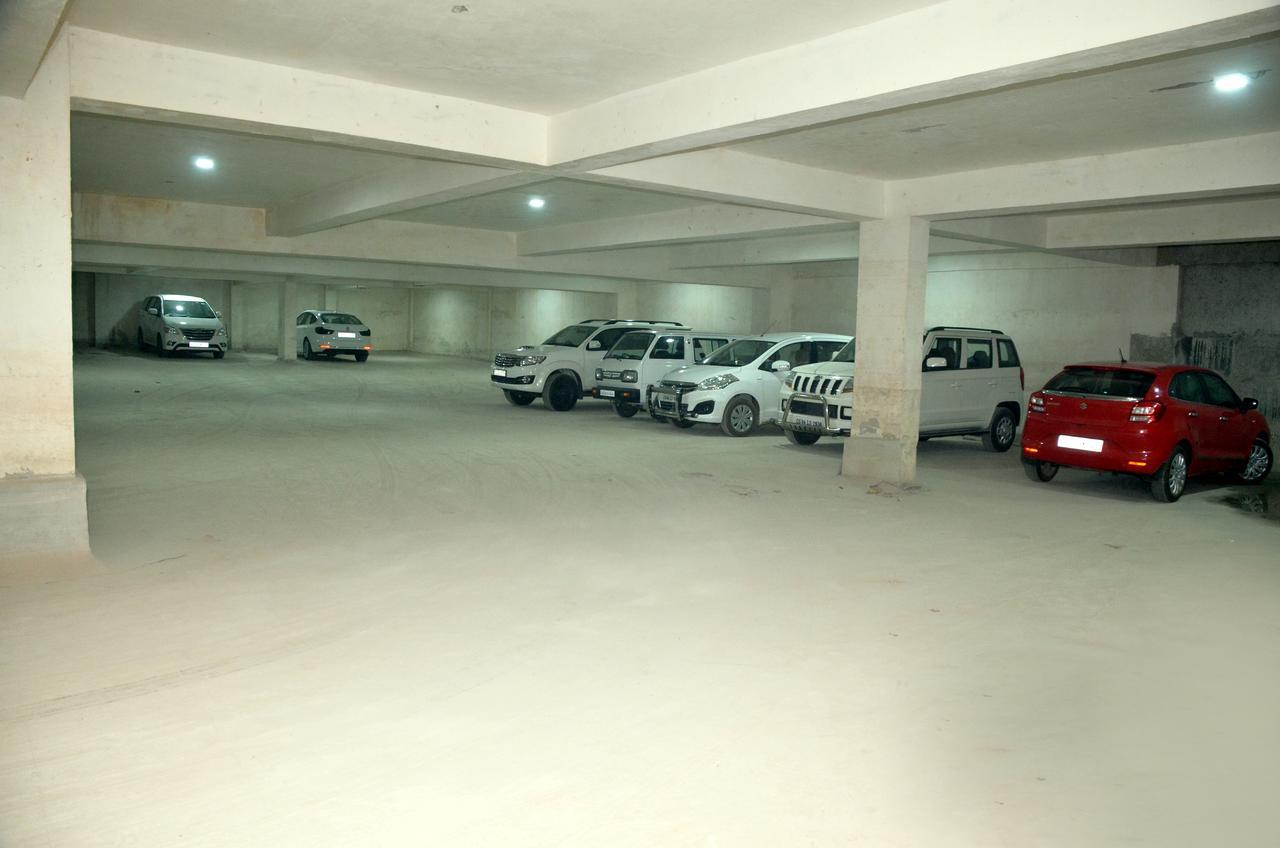 Solitaire Hotel Raipur  Luaran gambar