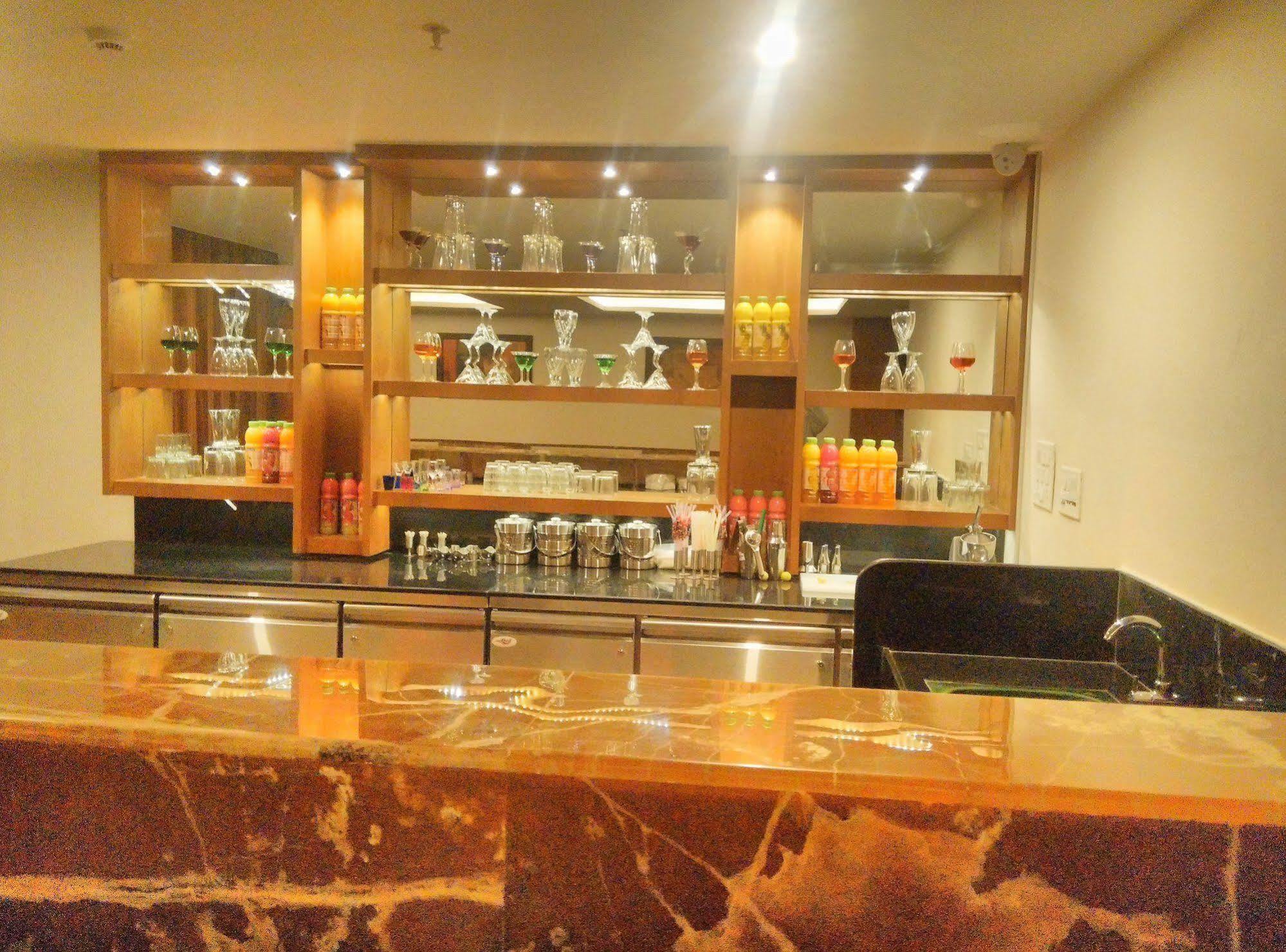 Solitaire Hotel Raipur  Luaran gambar